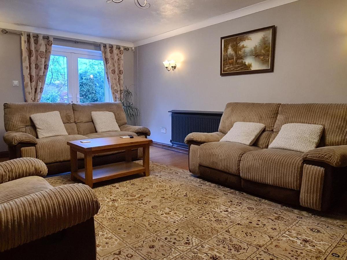 Spacious, 5 Bed House For 9 In Chester Zewnętrze zdjęcie